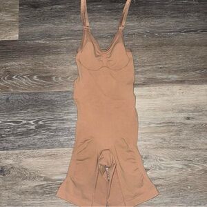 Beige Compression Shapewear Bodysuit with Pee Hole - Size XS/S